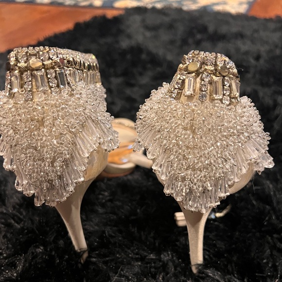 Badgley Mischka stunning gorgeous “Katrina” sandal - Picture 11 of 17